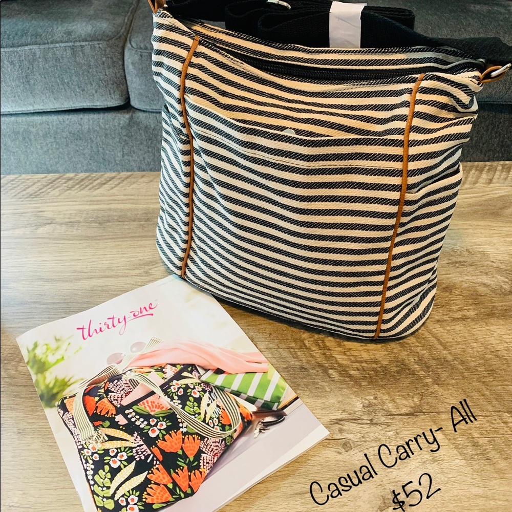 Thirty- One Casual Carry All